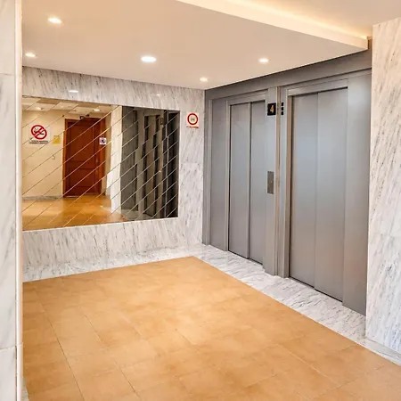 Ocean Serenity Apartment, Sea View & Parking, Tenerife South Escape *