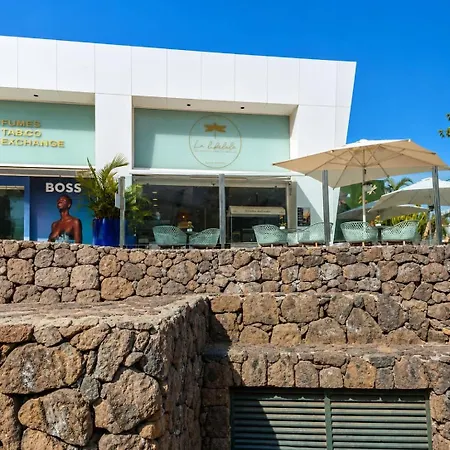 Ocean Serenity Apartment, Sea View & Parking, Tenerife South Escape Apartamento